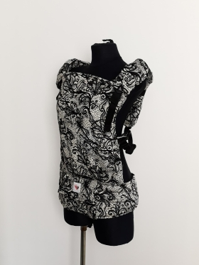 Freely Frow Baby carrier. Marie Antoinette Monochrome.